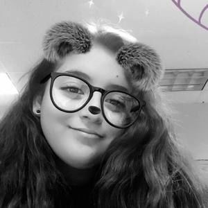 Meet your Posher, Consuelo